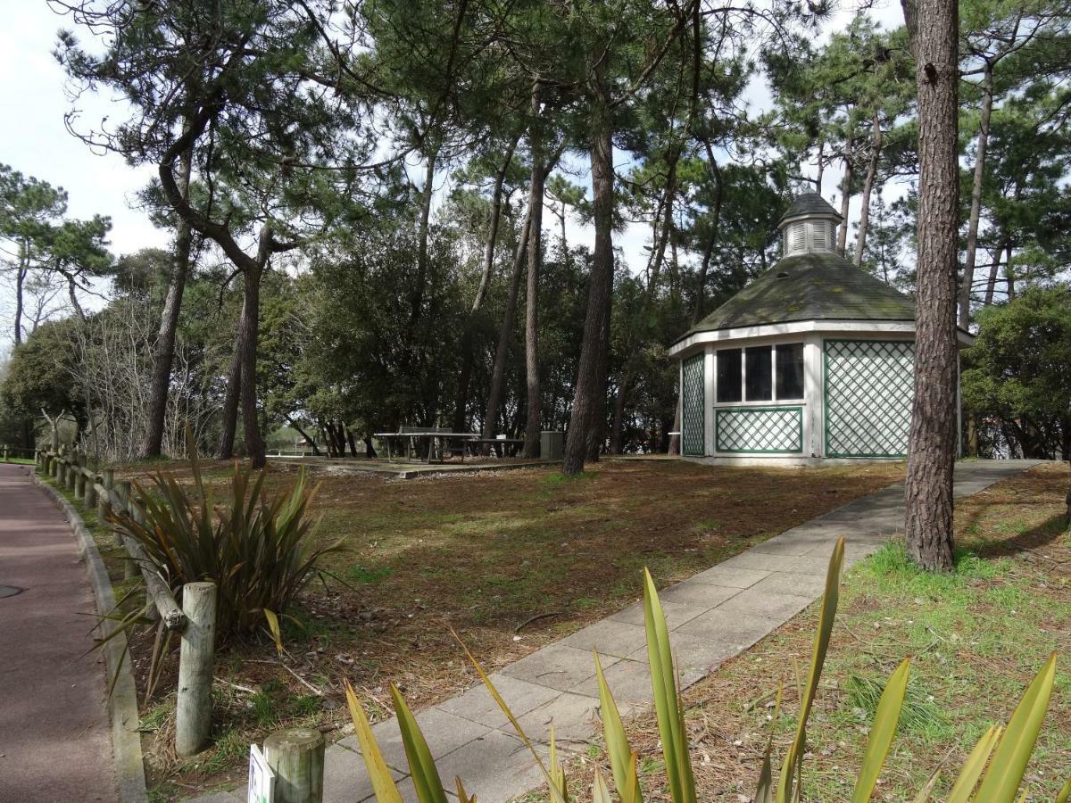 Appartement Vue Sur Golf Talmont-Saint-Hilaire Exterior foto